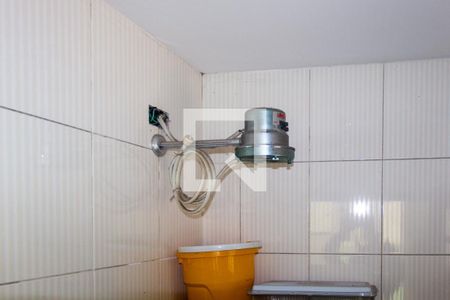 Casa à venda com 200m², 4 quartos e 4 vagas Casa à venda com 200m², 4 quartos e 4 vagasBanheiro Social