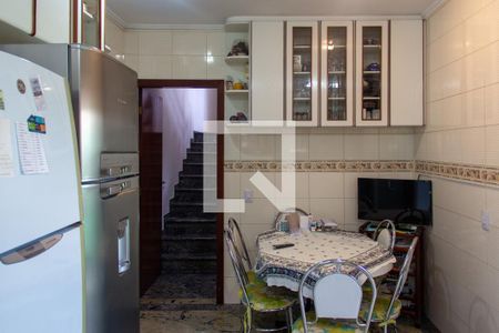 Casa à venda com 200m², 4 quartos e 4 vagas Casa à venda com 200m², 4 quartos e 4 vagasCozinha