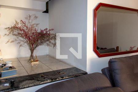 Casa à venda com 200m², 4 quartos e 4 vagas Casa à venda com 200m², 4 quartos e 4 vagasHall de entrada