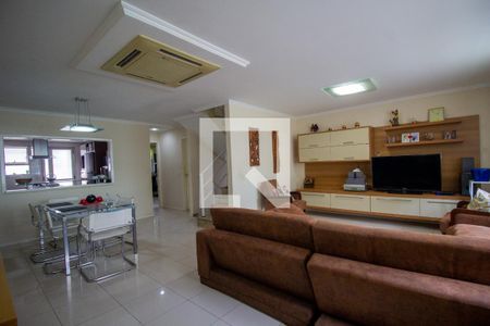 Sala de casa de condomínio para alugar com 4 quartos, 174m² em Recreio dos Bandeirantes, Rio de Janeiro
