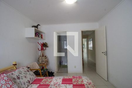 Casa de condomínio à venda com 174m², 3 quartos e 3 vagasSuíte 2