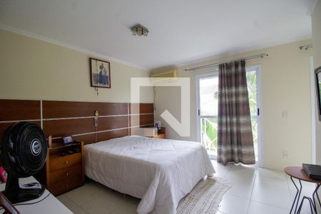 Casa de condomínio à venda com 174m², 3 quartos e 3 vagasSuíte 1