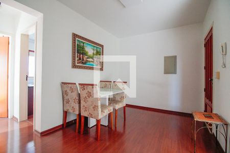 Sala de apartamento à venda com 2 quartos, 55m² em Santana, Porto Alegre