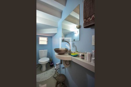 Lavabo de casa de condomínio à venda com 3 quartos, 151m² em Jardim Caner, Taboão da Serra