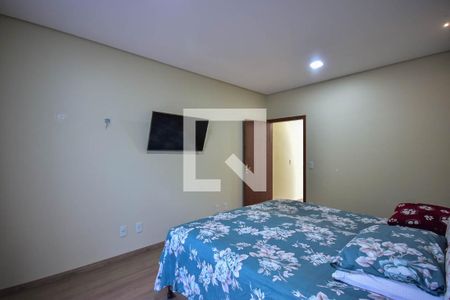 Casa de condomínio à venda com 151m², 3 quartos e 2 vagas Casa de condomínio à venda com 151m², 3 quartos e 2 vagasSuíte