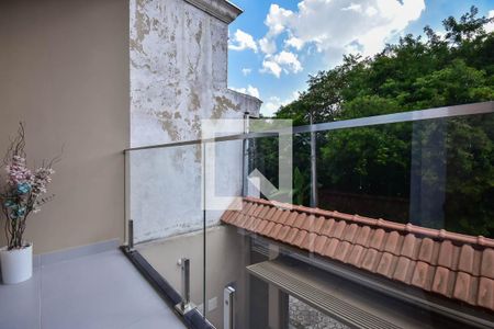 Casa de condomínio à venda com 151m², 3 quartos e 2 vagas Casa de condomínio à venda com 151m², 3 quartos e 2 vagasVaranda da Suíte