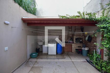 Casa de condomínio à venda com 151m², 3 quartos e 2 vagas Casa de condomínio à venda com 151m², 3 quartos e 2 vagasChurrasqueira
