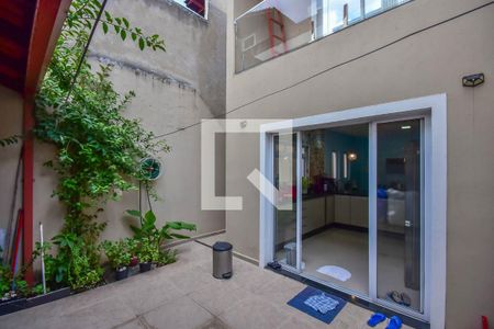 Quintal de casa de condomínio à venda com 3 quartos, 151m² em Jardim Caner, Taboão da Serra