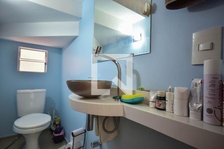 Lavabo de casa de condomínio à venda com 3 quartos, 151m² em Jardim Caner, Taboão da Serra