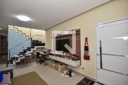 Sala de casa de condomínio à venda com 3 quartos, 151m² em Jardim Caner, Taboão da Serra