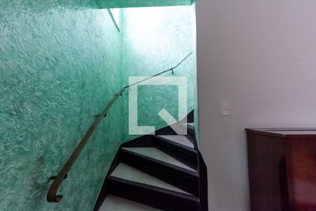 Escada de casa à venda com 3 quartos, 160m² em Alto da Lapa, São Paulo