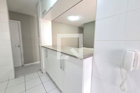Apartamento para alugar com 56m², 2 quartos e 1 vaga Apartamento para alugar com 56m², 2 quartos e 1 vagaCozinha e Área de Serviço