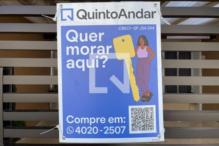 Casa à venda com 174m², 4 quartos e 2 vagas Casa à venda com 174m², 4 quartos e 2 vagasFachada