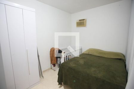Quarto 1 de casa de condomínio para alugar com 2 quartos, 240m² em Taquara, Rio de Janeiro