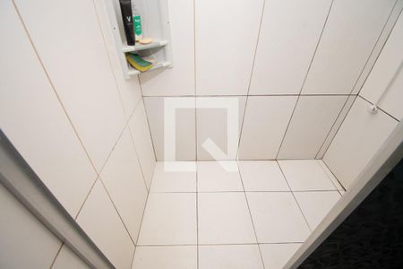 Casa à venda com 170m², 3 quartos e 2 vagasbanheiro 1