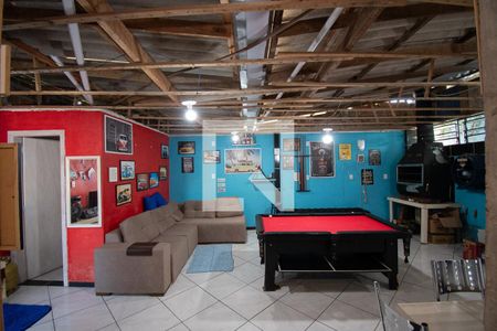 Casa à venda com 170m², 3 quartos e 2 vagassala de jogos/som