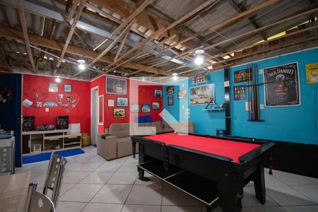 Casa à venda com 170m², 3 quartos e 2 vagassala de jogos/som