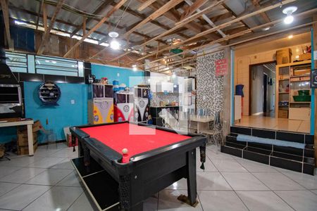 Casa à venda com 170m², 3 quartos e 2 vagassala de jogos/jantar