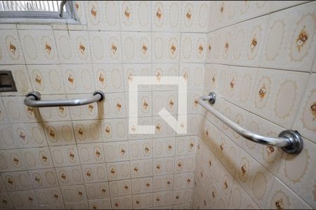 Apartamento à venda com 66m², 2 quartos e sem vaga Apartamento à venda com 66m², 2 quartos e sem vagaBanheiro