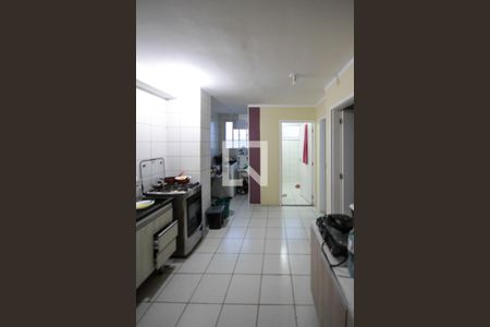 Cozinha e Área de Serviço de apartamento para alugar com 2 quartos, 46m² em Parque São Lourenço, São Paulo