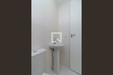 Apartamento à venda com 35m², 2 quartos e 1 vaga Apartamento à venda com 35m², 2 quartos e 1 vagaBanheiro