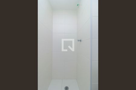 Apartamento à venda com 35m², 2 quartos e 1 vaga Apartamento à venda com 35m², 2 quartos e 1 vagaBanheiro