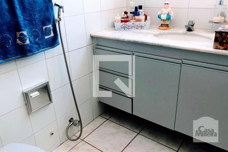 Apartamento à venda com 110m², 3 quartos e 1 vaga Apartamento à venda com 110m², 3 quartos e 1 vagaBanheiro