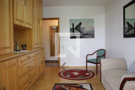 Quarto de apartamento à venda com 3 quartos, 153m² em Vila Santa Rita, São Paulo