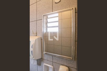 Casa à venda com 165m², 2 quartos e 2 vagas Casa à venda com 165m², 2 quartos e 2 vagasBanheiro da Suíte