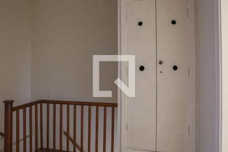 Casa à venda com 165m², 2 quartos e 2 vagas Casa à venda com 165m², 2 quartos e 2 vagasPiso Superior