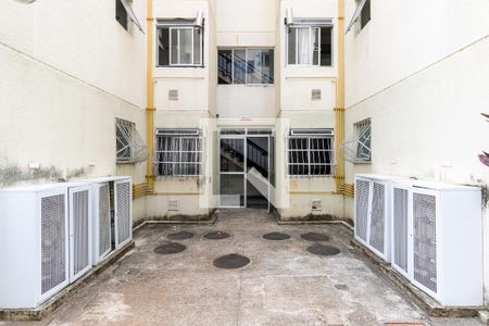 Apartamento para alugar com 43m², 2 quartos e 1 vagaFachada do bloco