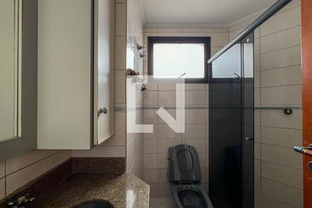 Apartamento à venda com 117m², 3 quartos e 2 vagas Apartamento à venda com 117m², 3 quartos e 2 vagasBanheiro do quarto 1