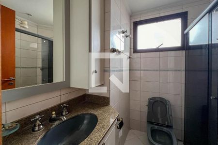 Apartamento à venda com 117m², 3 quartos e 2 vagas Apartamento à venda com 117m², 3 quartos e 2 vagasBanheiro do quarto 1