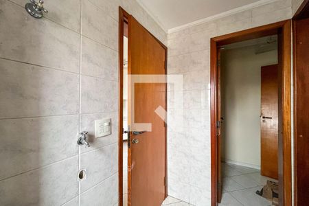 Apartamento à venda com 117m², 3 quartos e 2 vagas Apartamento à venda com 117m², 3 quartos e 2 vagasÁrea de serviço
