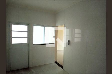Casa à venda com 3 quartos, 100m² em Vila Primavera, São Paulo