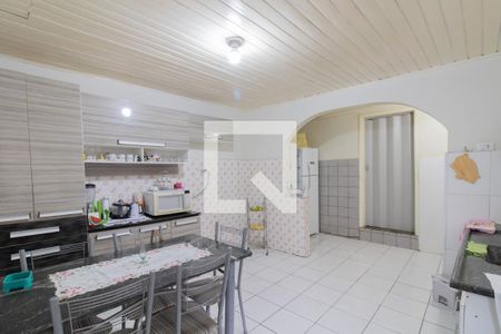 Casa à venda com 125m², 3 quartos e 2 vagas Casa à venda com 125m², 3 quartos e 2 vagasCozinha