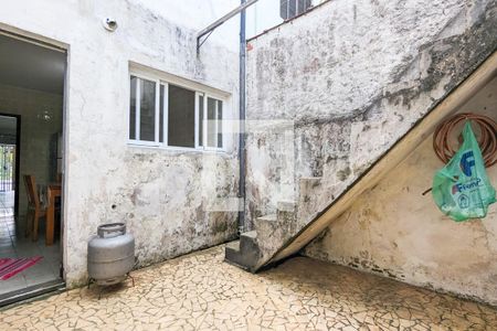 Casa para alugar com 150m², 2 quartos e 1 vagaQuintal