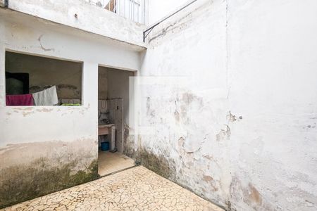 Casa para alugar com 150m², 2 quartos e 1 vagaQuintal