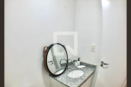 Banheiro de apartamento para alugar com 1 quarto, 27m² em Vila Mariana, São Paulo