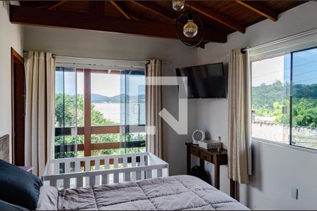Suite - Dormitório de casa para alugar com 3 quartos, 150m² em Lagoa da Conceição, Florianópolis