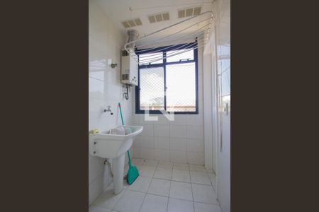 Apartamento à venda com 112m², 3 quartos e 2 vagas Apartamento à venda com 112m², 3 quartos e 2 vagasÁrea de Serviço