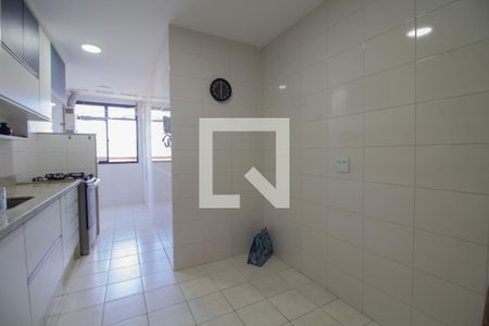 Apartamento à venda com 112m², 3 quartos e 2 vagas Apartamento à venda com 112m², 3 quartos e 2 vagasCozinha