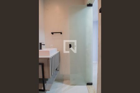 Apartamento à venda com 112m², 3 quartos e 2 vagas Apartamento à venda com 112m², 3 quartos e 2 vagasBanheiro 2