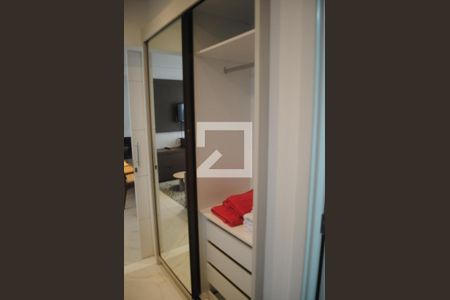 Guarda Roupa de apartamento para alugar com 2 quartos, 68m² em Caminho das Árvores, Salvador