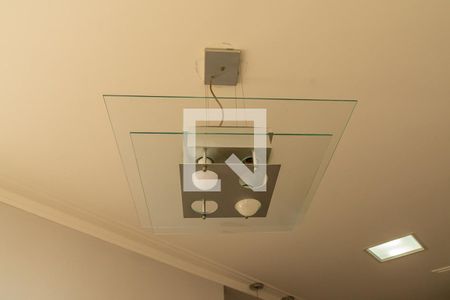 Apartamento para alugar com 150m², 2 quartos e 2 vagasDetalhe Sala 1-Lustre