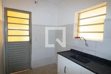 Cozinha de casa de condomínio para alugar com 1 quarto, 70m² em Vila Maria Alta, São Paulo