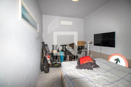 Quarto 1 de casa à venda com 3 quartos, 345m² em Vila Kosmos, Rio de Janeiro