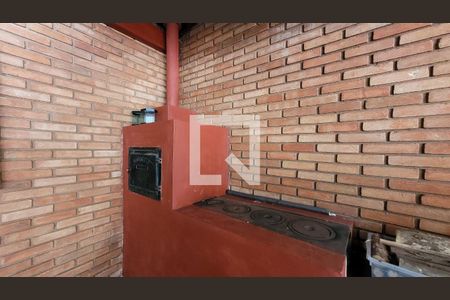 Casa à venda com 265m², 3 quartos e 5 vagas Casa à venda com 265m², 3 quartos e 5 vagasÁrea comum - Churrasqueira