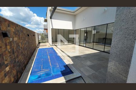 Varanda da sala de casa de condomínio para alugar com 4 quartos, 200m² em Residencial Goiânia Golfe Clube, Goiânia