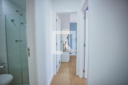 Corredor de apartamento para alugar com 2 quartos, 55m² em Vila da Saúde, São Paulo